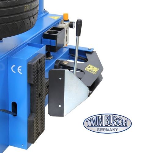 Tyre Changer with new clamping system